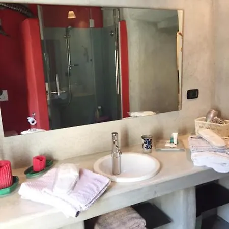 The Honeymoon Apartment Bellano