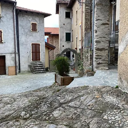 The Honeymoon Bellano