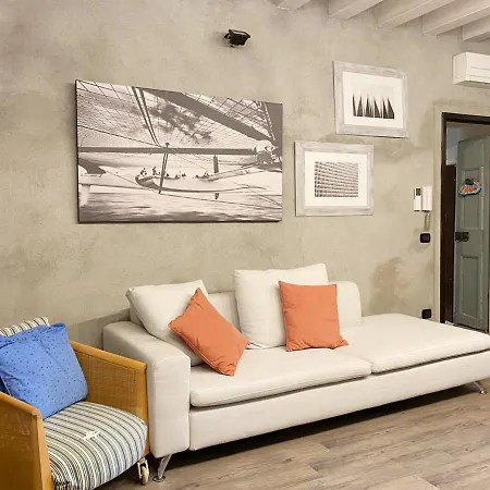 The Honeymoon Apartment *