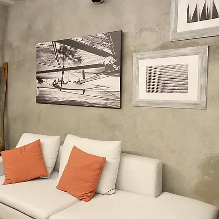 Apartament The Honeymoon Bellano